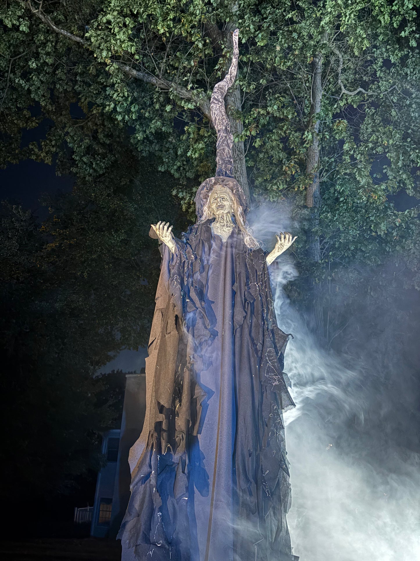 Giant Witch