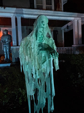 Floating Ghost: New Guy